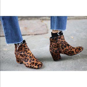 Zara Basic leopard hair boots womens size 9